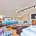 Brezno Central Apartments *
