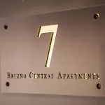 Brezno Central Apartments 公寓 *