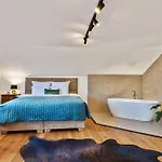 Διαμέρισμα Brezno Central Apartments *