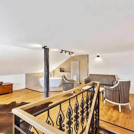 Brezno Central Apartments Apartman Breznóbánya
