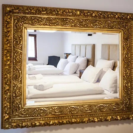 Brezno Central Apartments Apartman