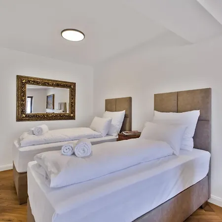 شقة Brezno Central Apartments برزنو