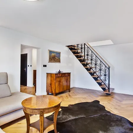 Brezno Central Apartments * برزنو