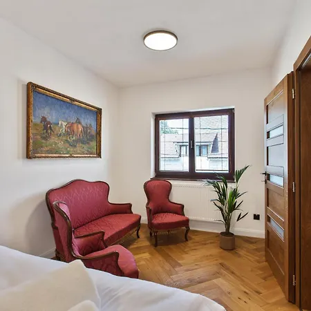 Апартаменты Brezno Central Apartments Брезно
