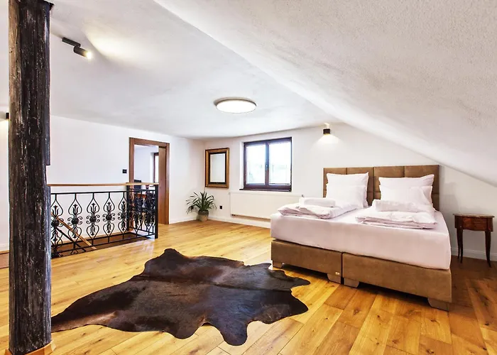 Brezno Central Apartments Apartamento