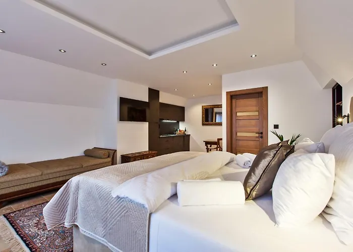 Brezno Central Apartments Apartamento *